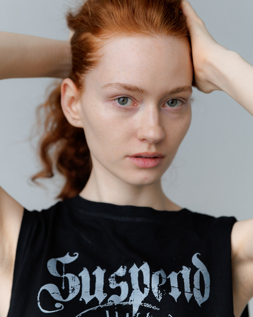 полароиды Модель Злата Кенда |  Модельное агентство INMODELS